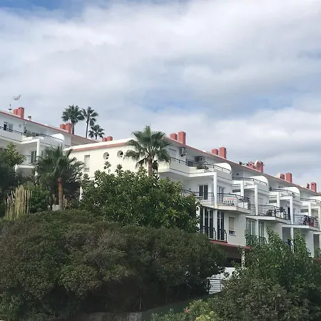 Fantastic With Sea Views Apartment